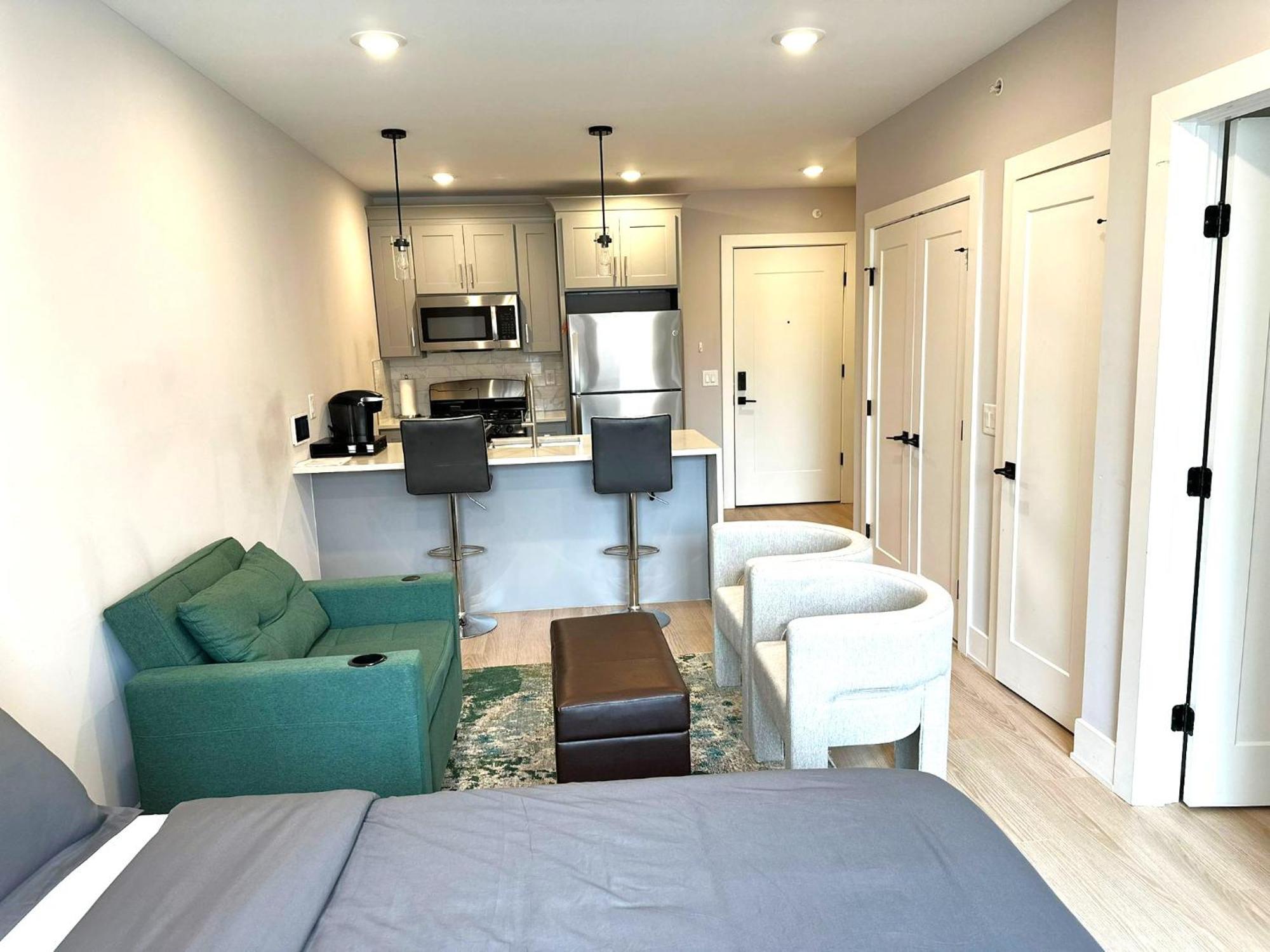 Luxury Stay For Nyc Visit Jersey City 7 Min Walk Nyc Train Station Exterior photo